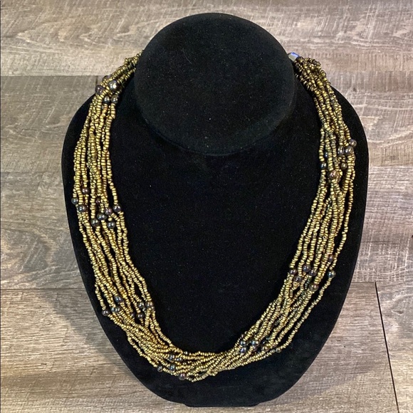 Multiple strands of Gorgeous Beads Gold and Black Beaded layered Necklace - Picture 5 of 8